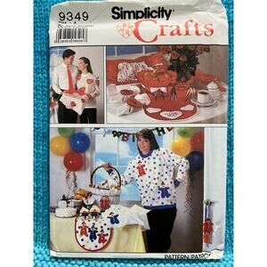 Simplicity 9349 Sewing pattern 1980s party essentials sweatshirt size XS-XL